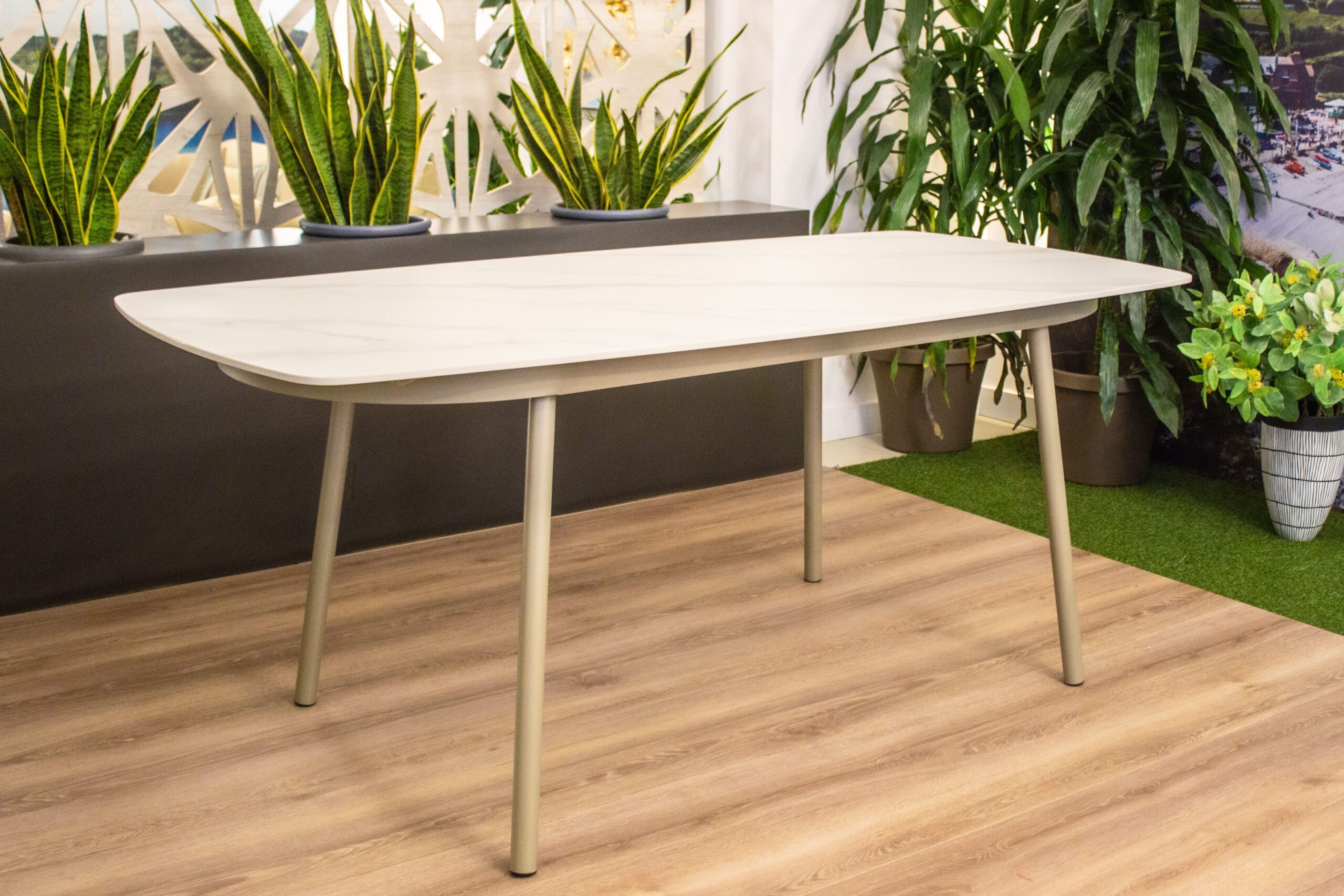 Mesa para comedor exterior Maui Series